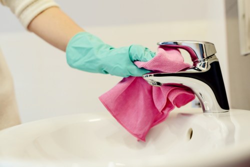 Thorough cleaning of a Kennington flat interior