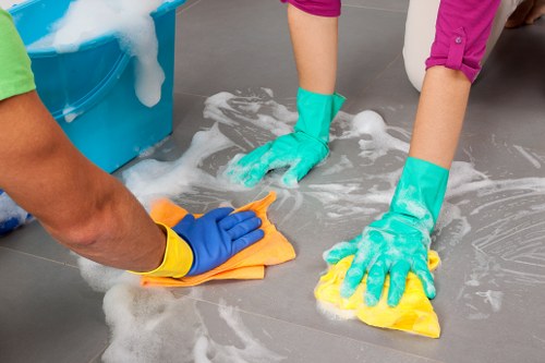 Local Airbnb cleaning team handling a Kennington property turnover
