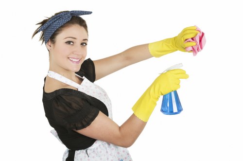 Kitchen and bathroom short-let cleaning for a Kennington property
